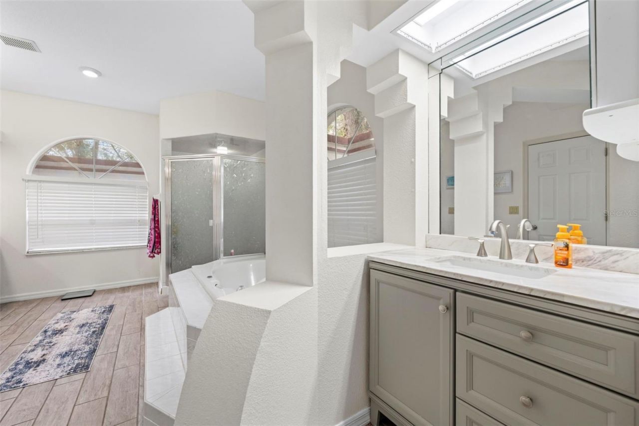 348 Florian Way, Spring Hill, FL 34609 Photo