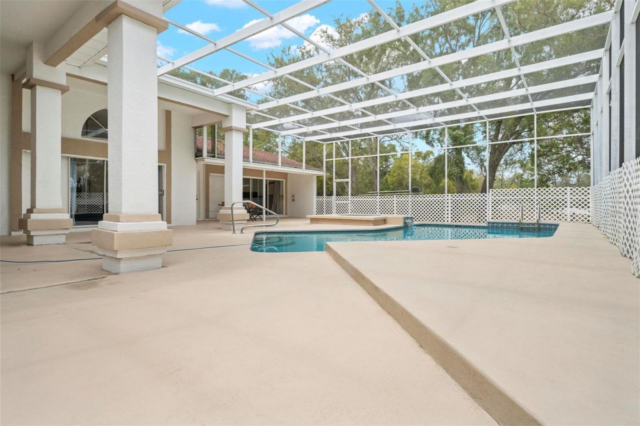 348 Florian Way, Spring Hill, FL 34609 Photo