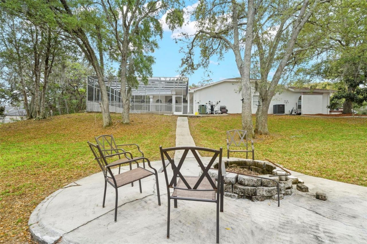 348 Florian Way, Spring Hill, FL 34609 Photo