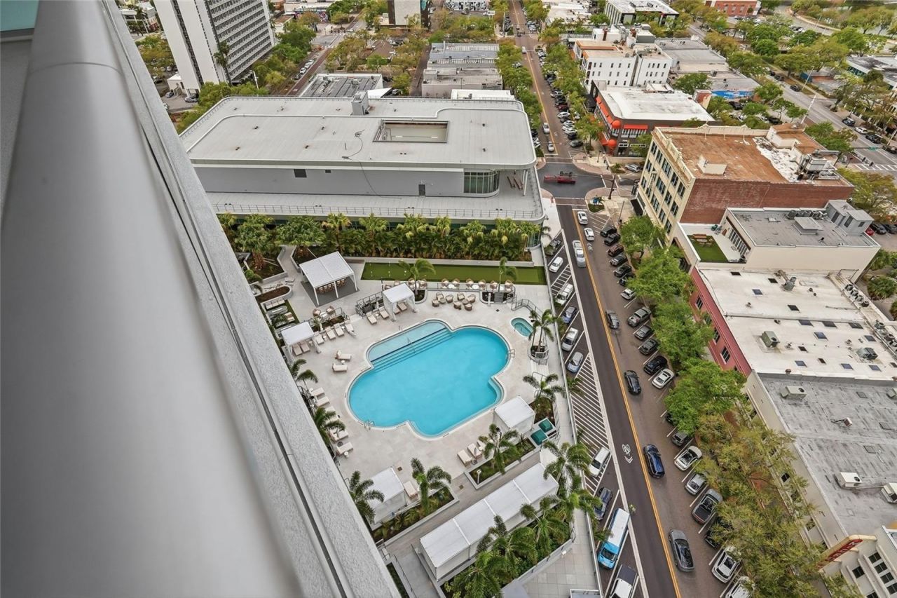 400 Central Avenue, Unit 2008, Saint Petersburg, FL 33701 Photo