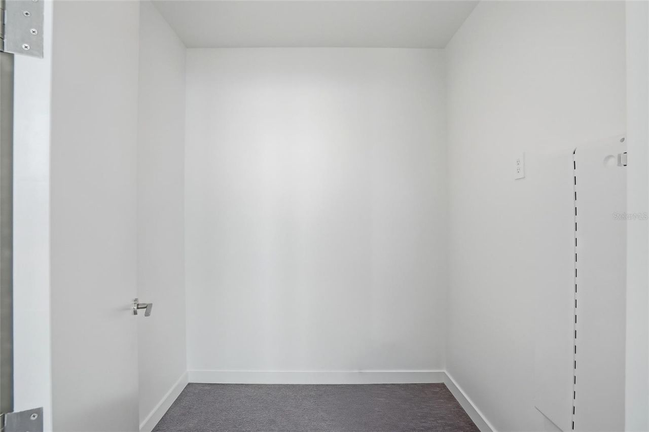 400 Central Avenue, Unit 2008, Saint Petersburg, FL 33701 Photo