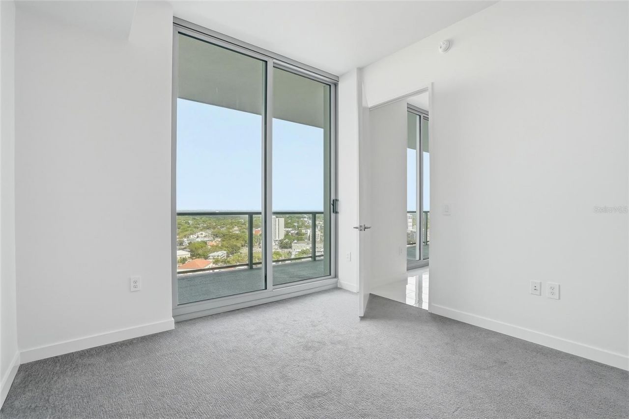 400 Central Avenue, Unit 2008, Saint Petersburg, FL 33701 Photo