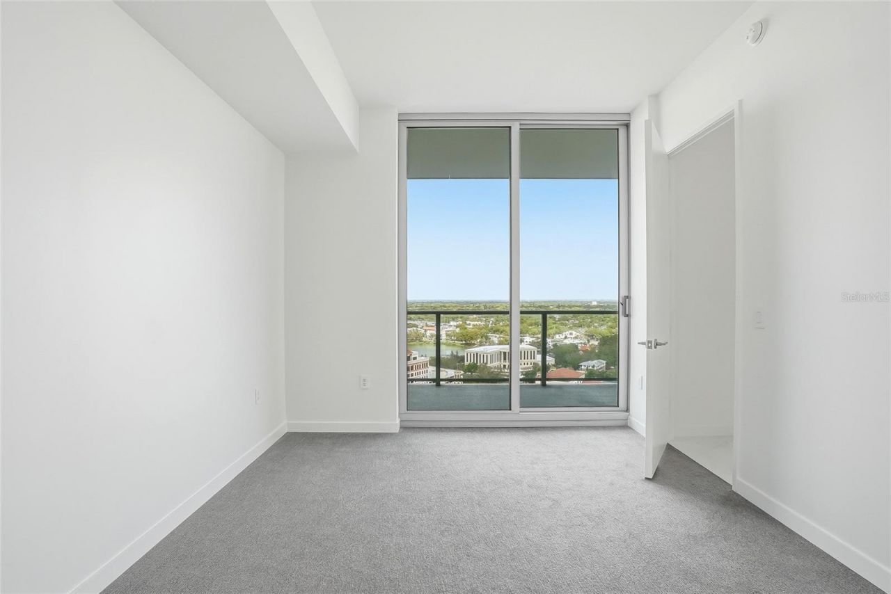 400 Central Avenue, Unit 2008, Saint Petersburg, FL 33701 Photo