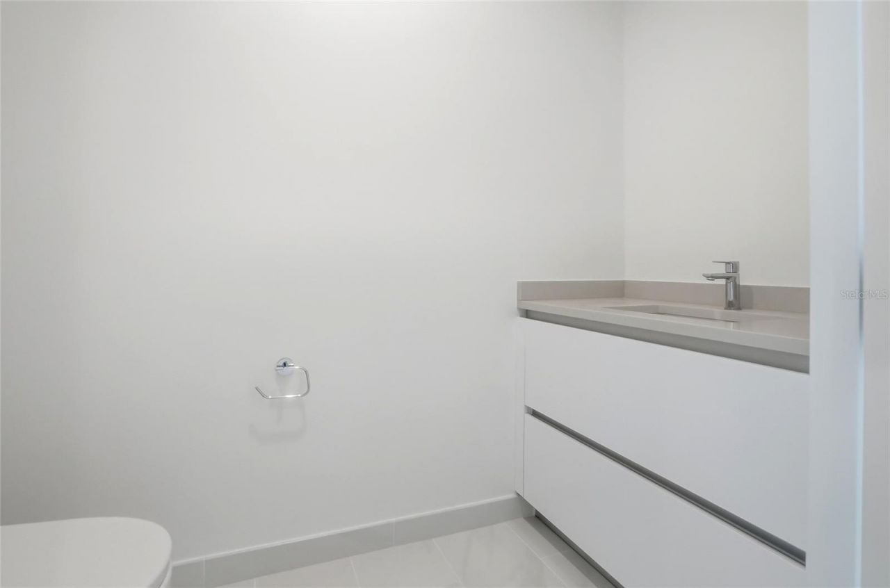 400 Central Avenue, Unit 2008, Saint Petersburg, FL 33701 Photo