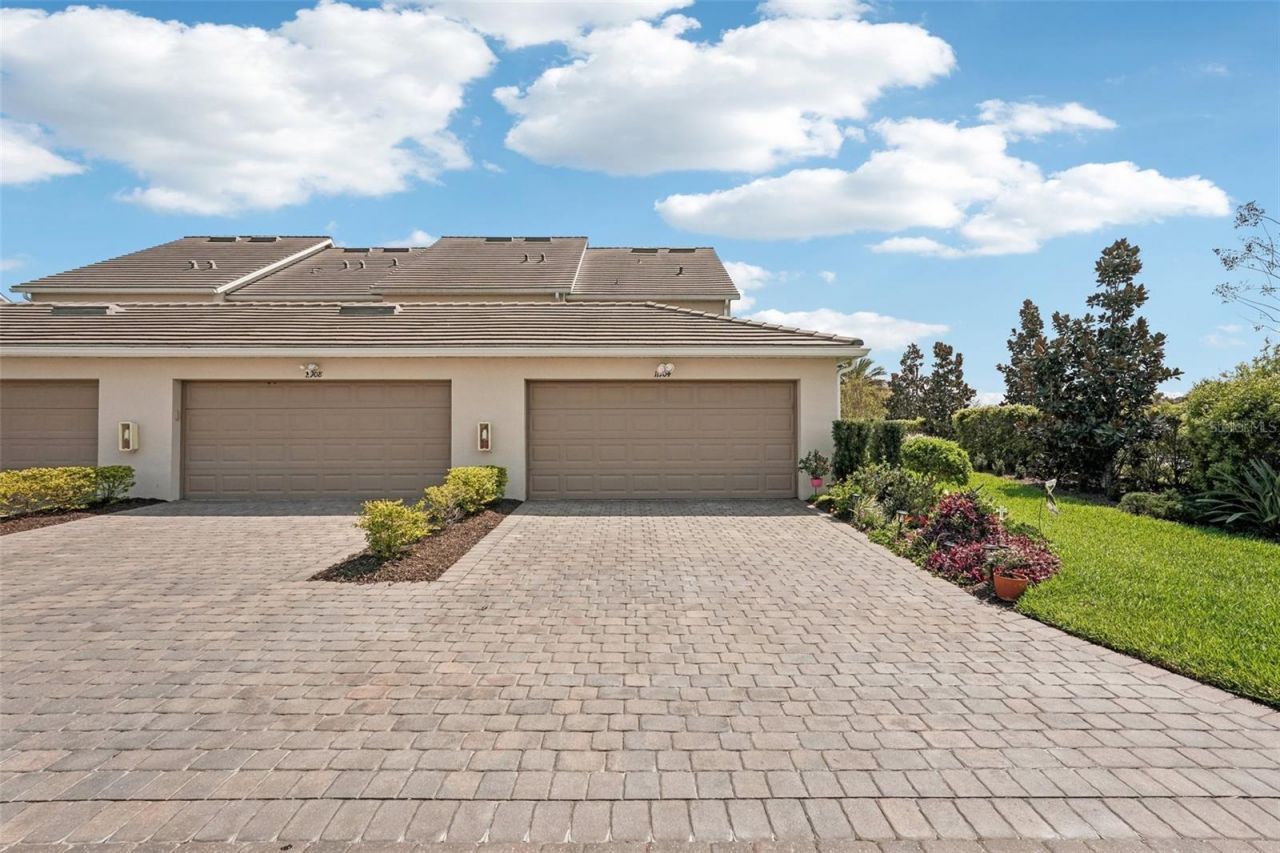 11904 Pebble Drive, Bradenton, FL 34211 Photo