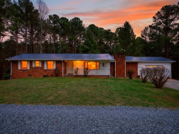 365 Cherokee Trail, Copperhill, TN 37317