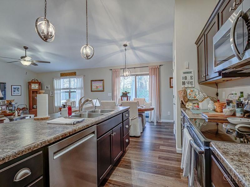 1211 Redbud Circle, Germantown, OH 45327 Photo 12