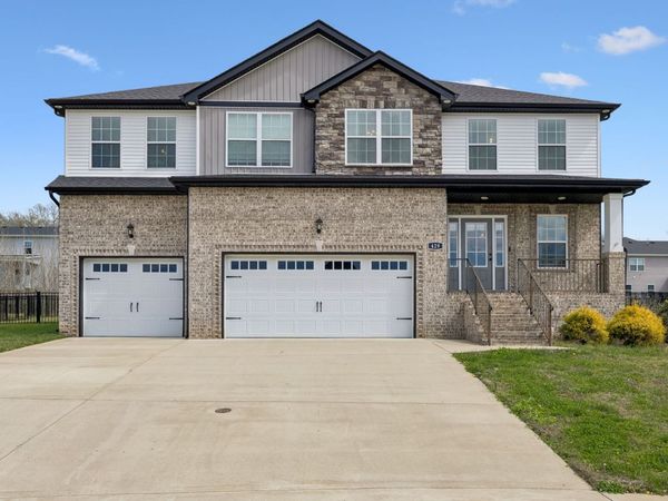 429 Crestwicke Ct , Clarksville, TN 37043