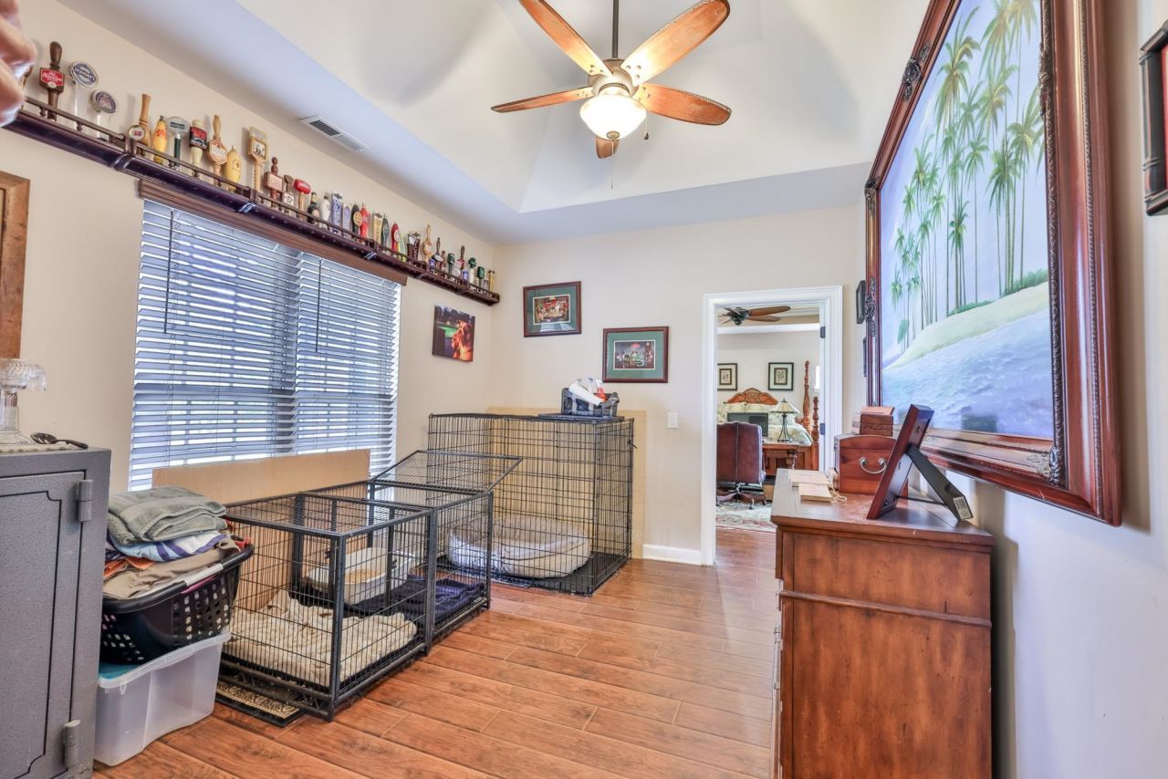 815 S Willow Dr. Photo 23