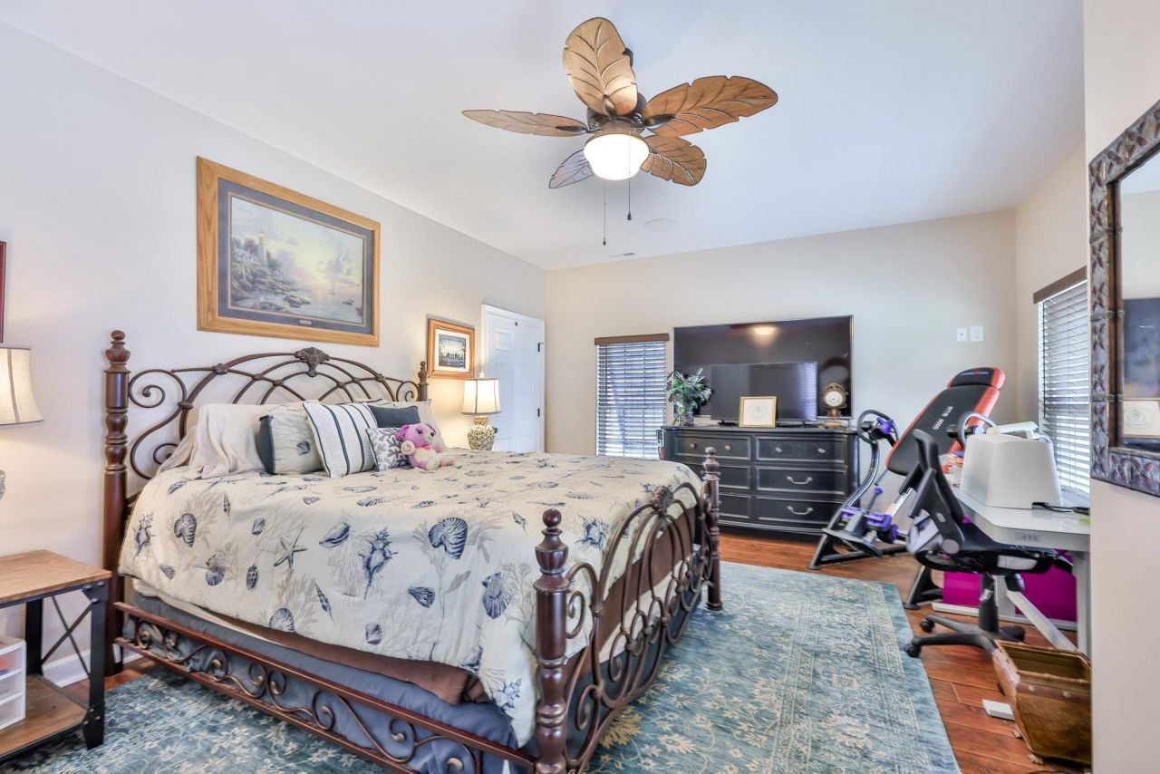 815 S Willow Dr. Photo 37