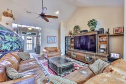 815 S Willow Dr. photo 4