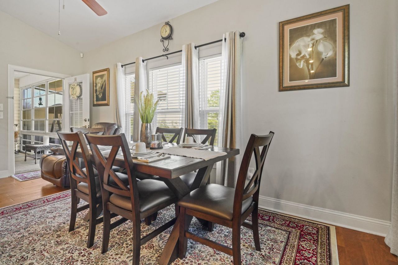 232 Je Edward Dr.  Photo 12