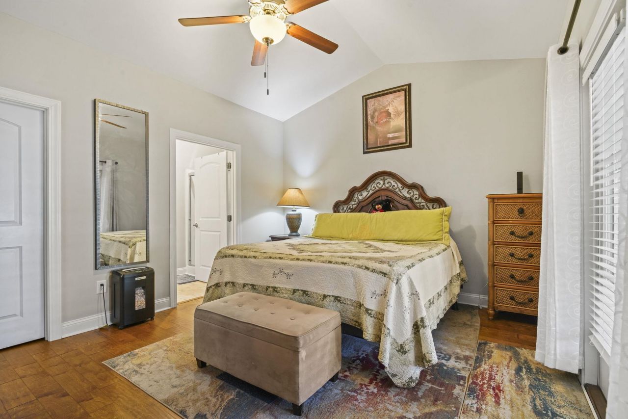 232 Je Edward Dr.  Photo 20