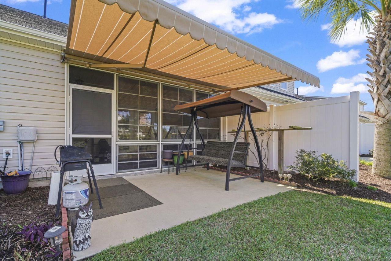 232 Je Edward Dr.  Photo 34