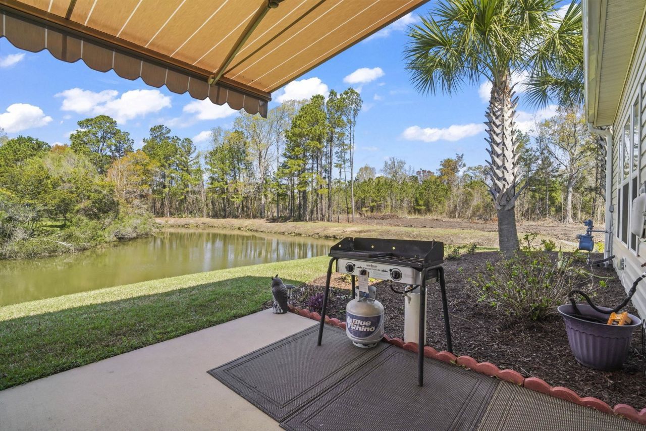 232 Je Edward Dr.  Photo 36