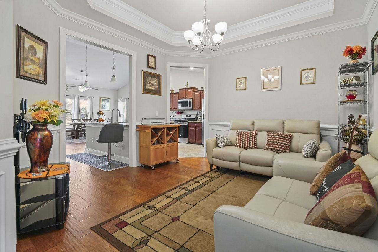 232 Je Edward Dr.  Photo 4