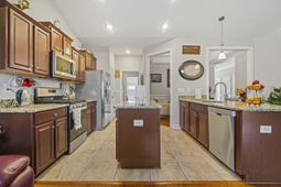 232 Je Edward Dr.  photo 4