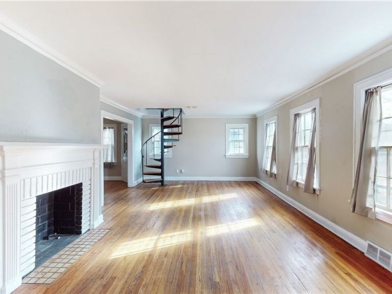 17615 Winslow Road , Shaker Heights, OH 44120 Photo 5