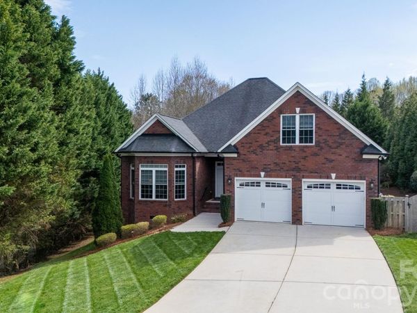2509 Georgemont Court , Gastonia, NC 28054