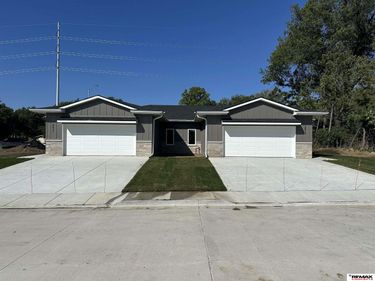 4519 S 57th Street , Lincoln, NE 68516