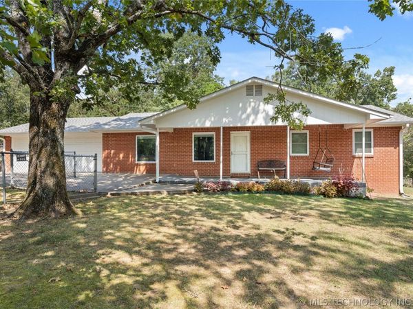 449609 E 953 Road, Vian, OK 74962