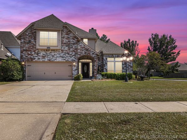 905 N Butternut Avenue N, Broken Arrow, OK 74012