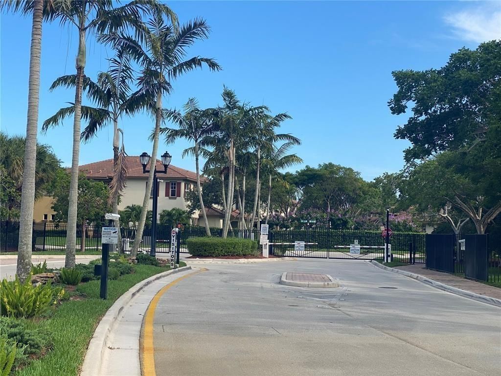 6074 NW 116th Drive, Coral Springs, FL 33076 Photo