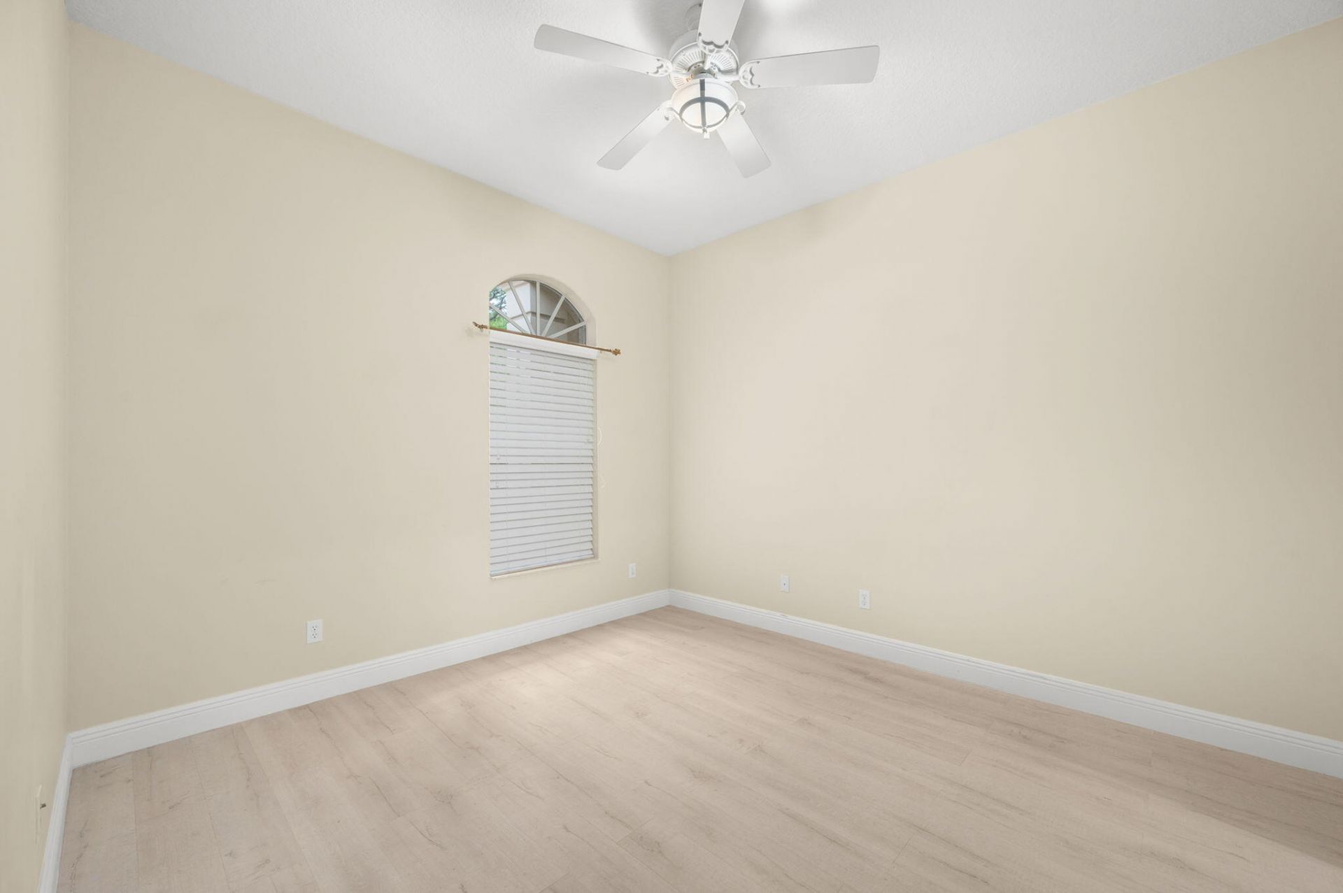 9113 One Putt Place, Port Saint Lucie, FL 34986 Photo