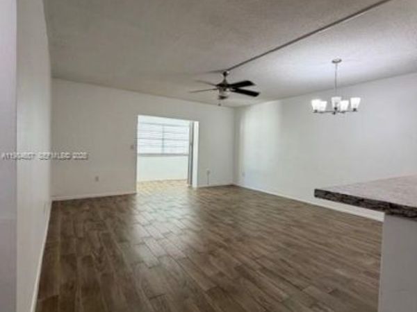 9159 SW 77th Ave, Unit 409, Miami, FL 33156