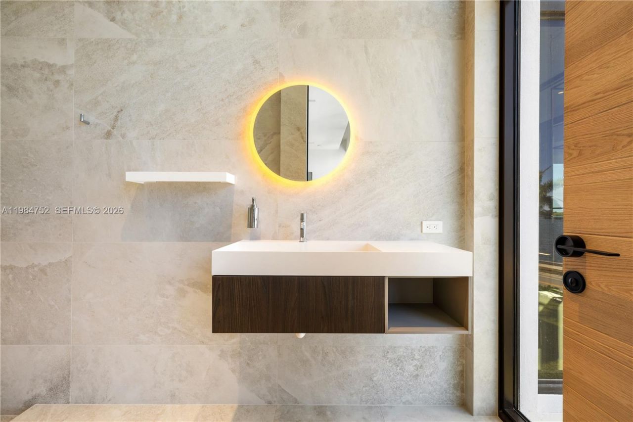 6315 S Flagler Dr, West Palm Beach, FL 33405 Photo