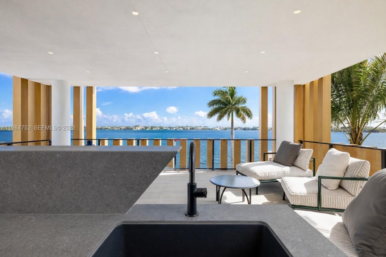 6315 S Flagler Dr, West Palm Beach, FL 33405 Photo