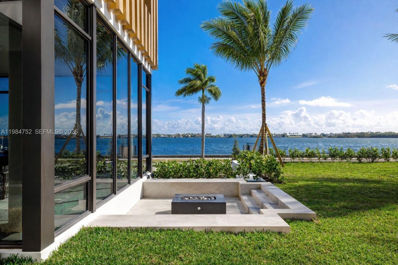 6315 S Flagler Dr, West Palm Beach, FL 33405 Photo