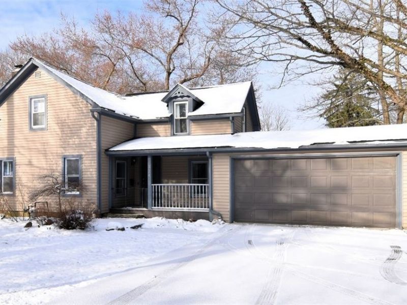 324 South Street, Chardon, OH 44024 Photo 1