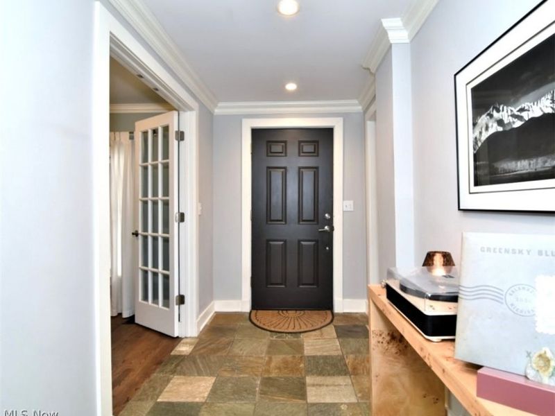 324 South Street, Chardon, OH 44024 Photo 3