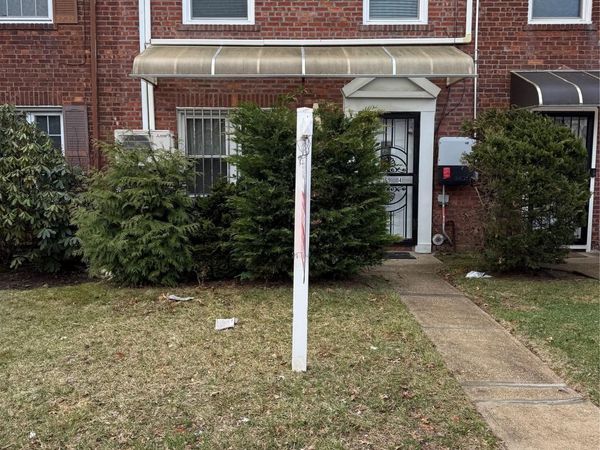 16904 22ND Avenue, Whitestone, NY 11357