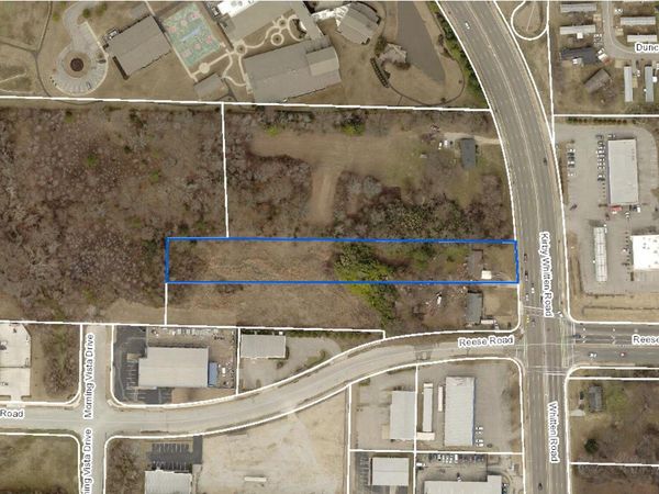 2557 Whitten Rd, TN 38133