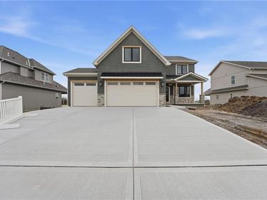 10411 N Liberty Street, Kansas City, MO 64155