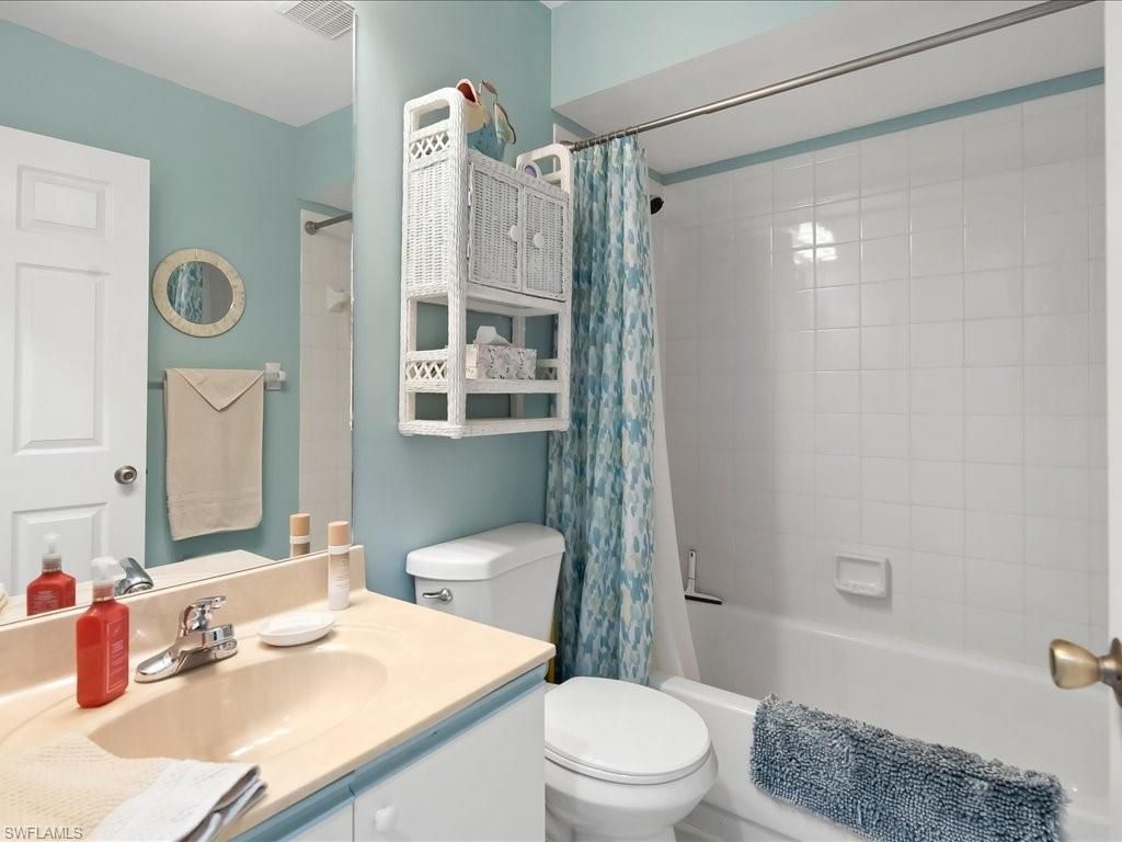 105 Wading Bird Cir, Unit U201, Naples, FL 34110 Photo