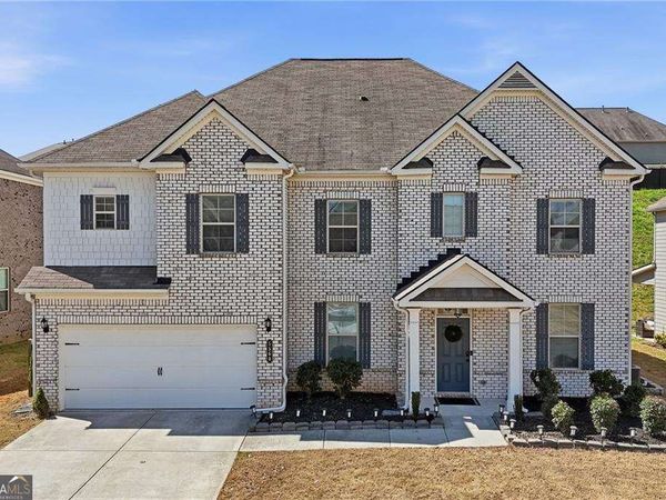 5560 Mirror Lake Drive, Cumming, GA 30028