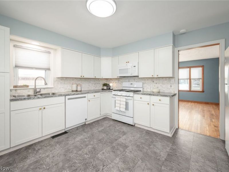 8157 State Route 43 , Streetsboro, OH 44241 Photo 10