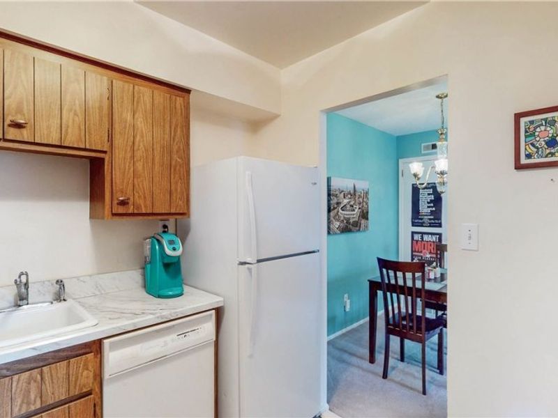 2736 Pease Drive , Unit 215N, Rocky River, OH 44116 Photo 15