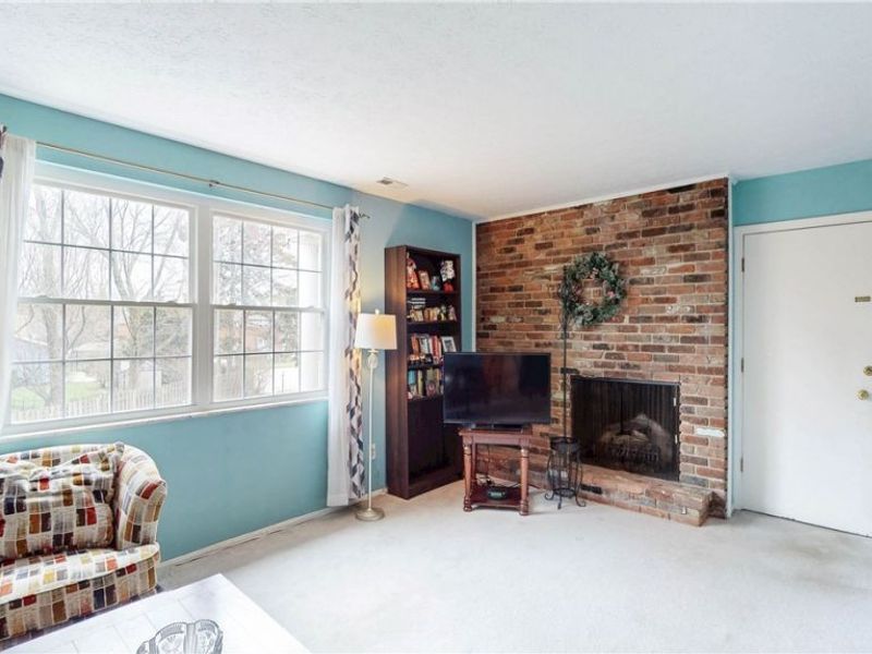 2736 Pease Drive , Unit 215N, Rocky River, OH 44116 Photo 4