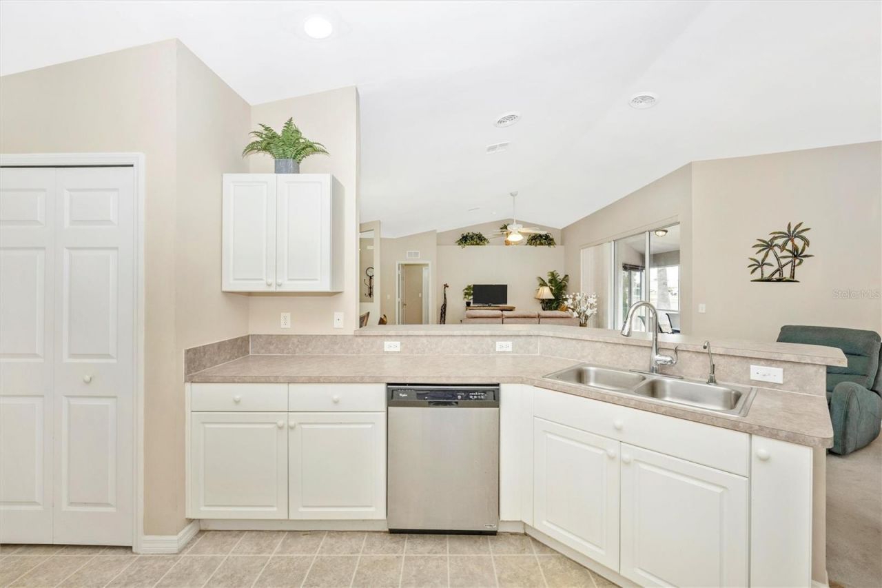 1308 NW 15th Place, Cape Coral, FL 33993 Photo