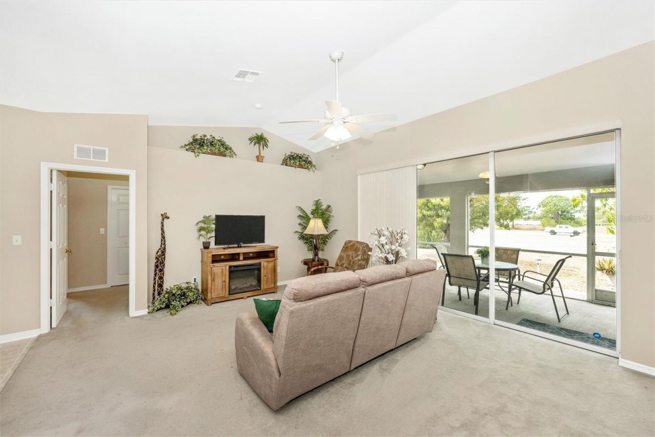 1308 NW 15th Place, Cape Coral, FL 33993 Photo