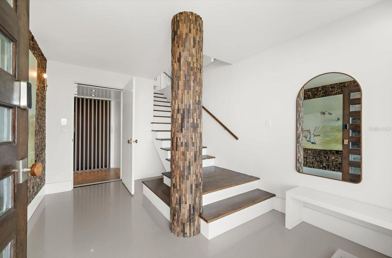 811 N Shore Drive, Anna Maria, FL 34216 Photo