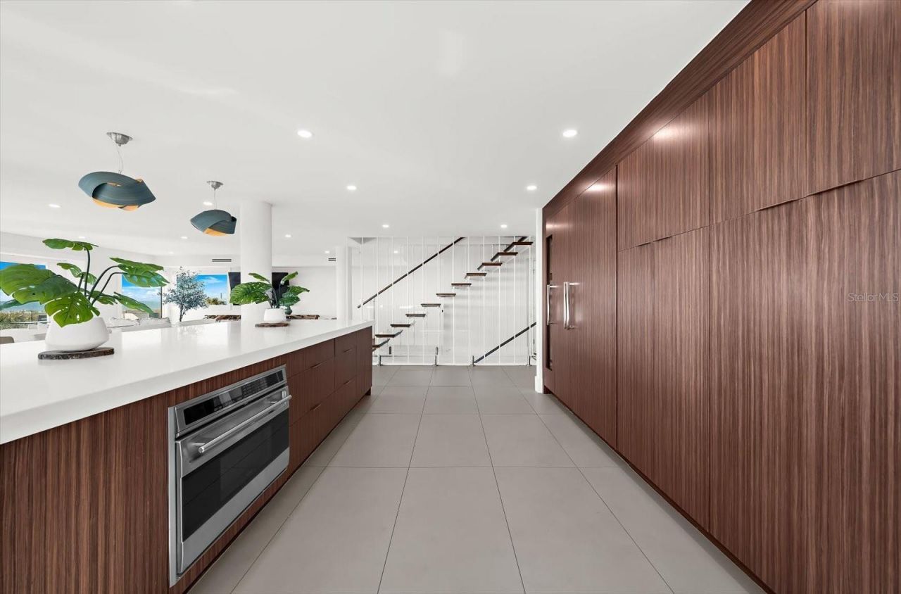 811 N Shore Drive, Anna Maria, FL 34216 Photo