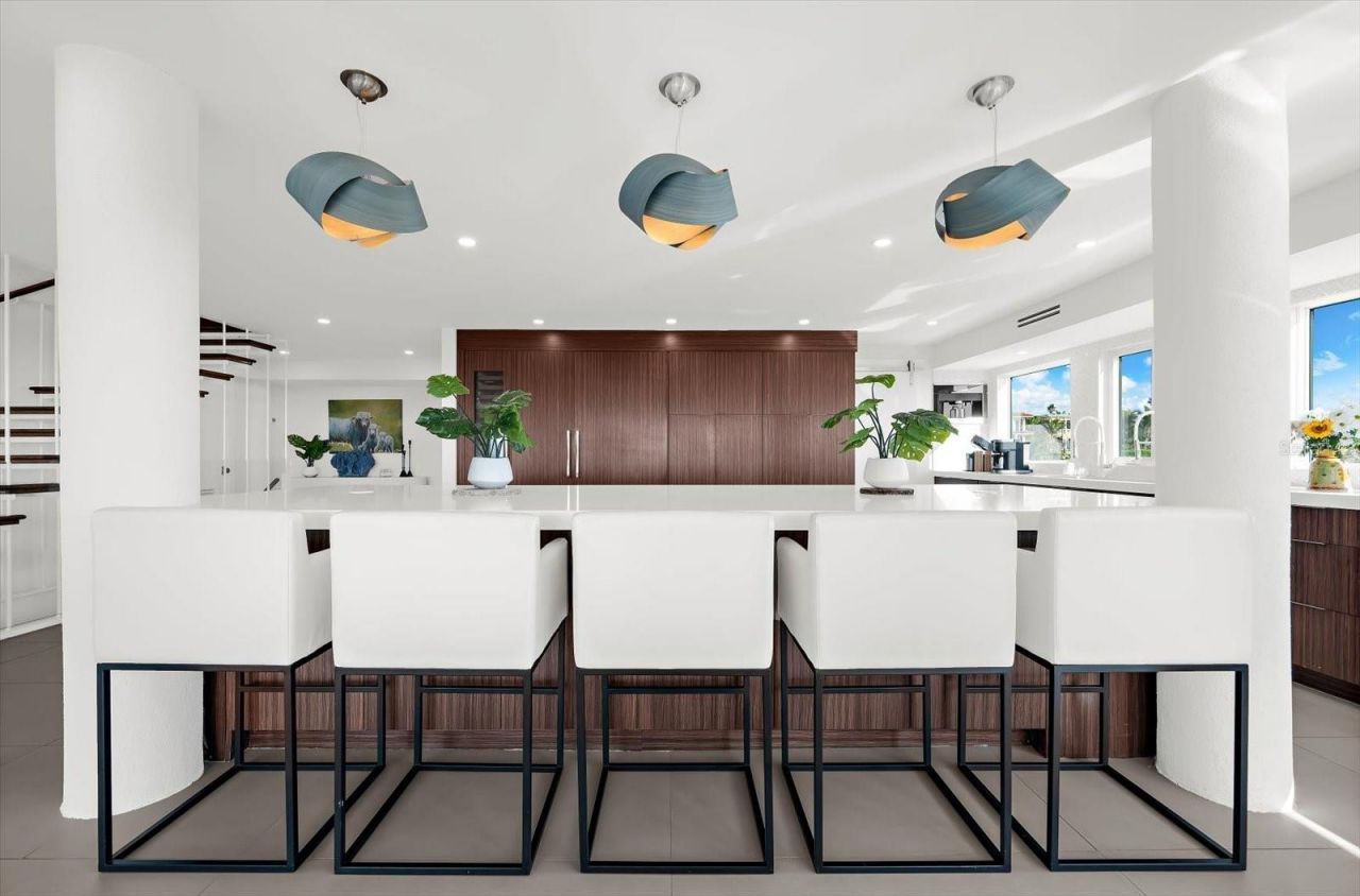 811 N Shore Drive, Anna Maria, FL 34216 Photo