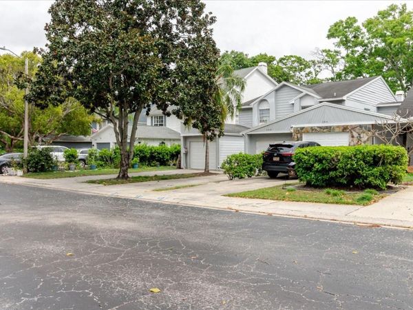 208 ST IVES DR, PALM HARBOR, FL 34684