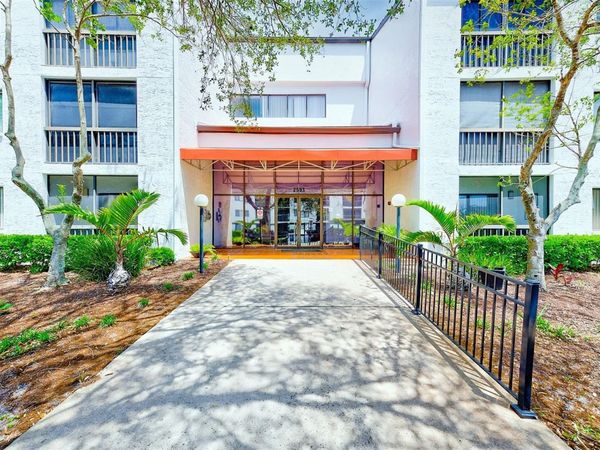 2593 COUNTRYSIDE BOULEVARD, Unit 7206, CLEARWATER, FL 33761