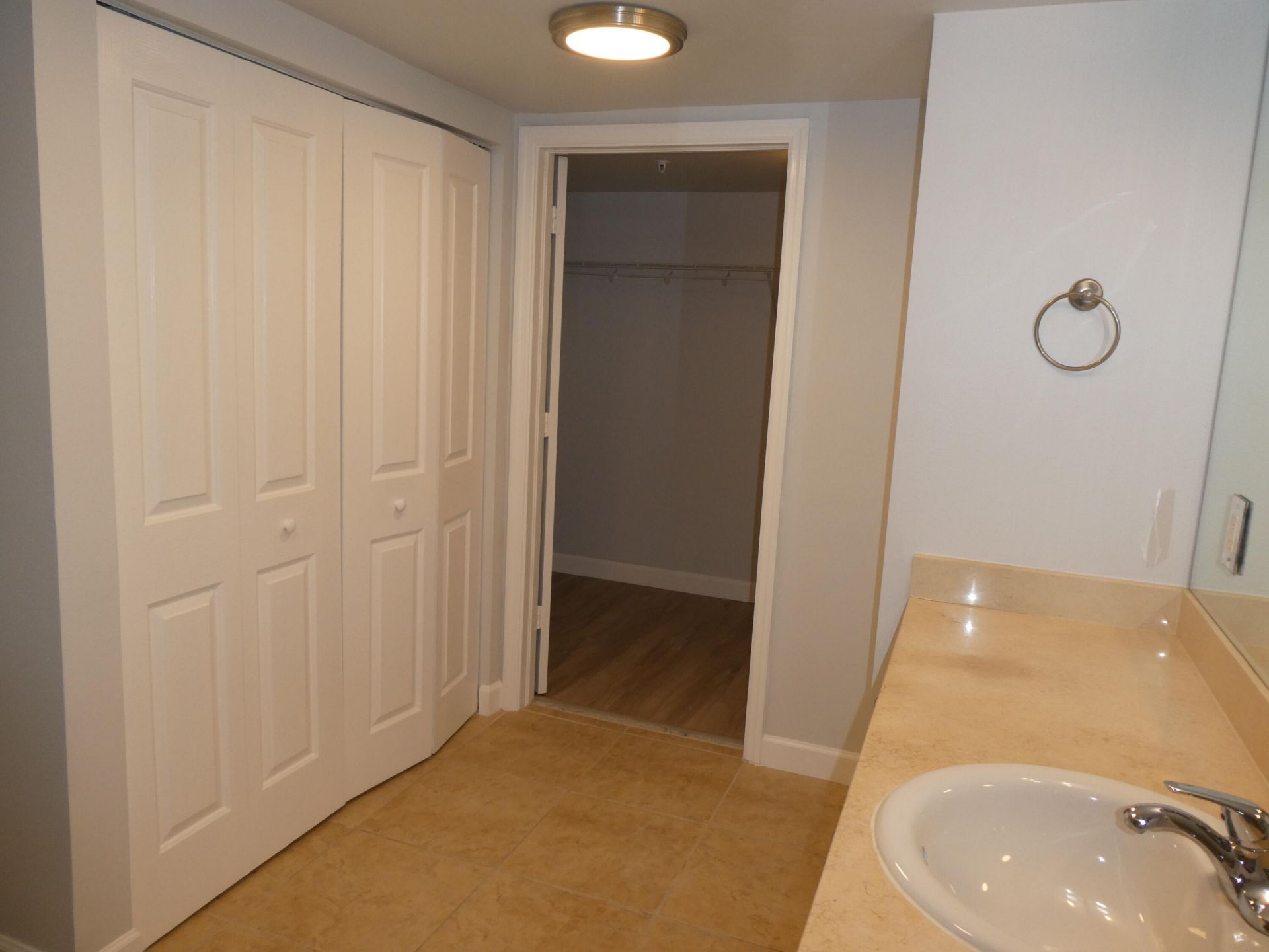 600 S Dixie Highway, Unit 730, West Palm Beach, FL 33401 Photo